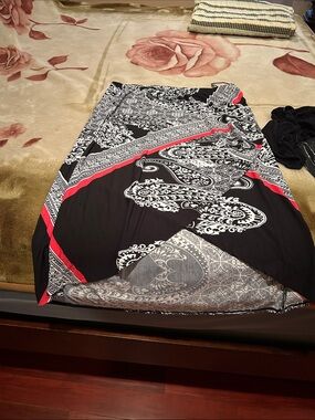 Avenue Black and White Paisley Maxi Skirt